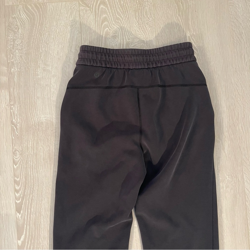 Lululemon Brushed Softstreme Split-Hem High-Rise Pant Black size 0 - Picture 14 of 15